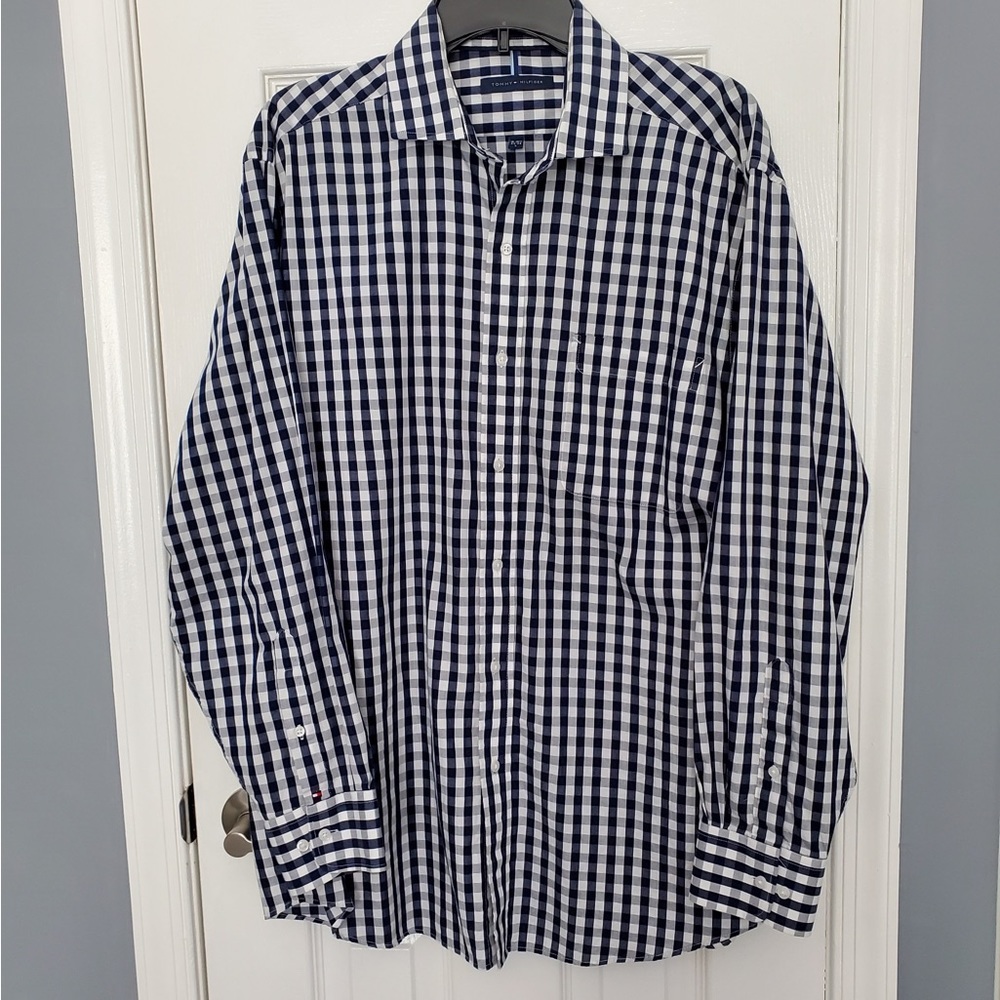Tommy Hilfiger Men’s Long Sleeve Shirt Size 16-16 1/2
